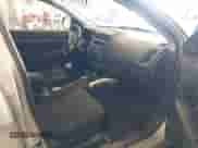 2013 Mitsubishi Outlander LE z VIN 4A4AR5AU1DE024530, wystawiony jako IAAI lot #43578980 z przebiegiem 230 778 mil mil oraz . Historia ofert i sprzedaży dostępna na DreamBid. Obrazek 5.