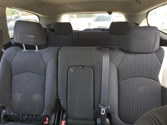 ✅ 2010 Chevrolet Traverse 1LT • VIN: 1GNLRFED4AS126232 • Lot: 61308014. Wystawiony na Copart z przebiegiem 185 140 mil. Bezpłatny archiwum sprzedaży aukcyjnych z USA i szczegółowy raport historii pojazdu na DreamBid. Zdjęcie 10.