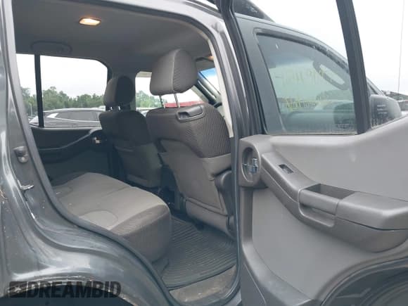 ✅ 2006 Nissan Xterra S • VIN: 5N1AN08W66C502268 • Лот: 42469020. Опубликован ранее на IAAI с пробегом 194 559 миль. Бесплатный доступ к архиву аукционных продаж из США и подробный отчёт об истории автомобиля на DreamBid. Изображение 8.