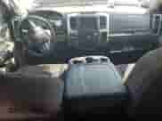 2019 Ram 1500 Warlock z VIN 1C6RR7GT7KS705740, wystawiony jako Copart lot #64234075 z przebiegiem 107 633 mil mil oraz Szkoda całkowita • Salvage title. Historia ofert i sprzedaży dostępna na DreamBid. Obrazek 8.