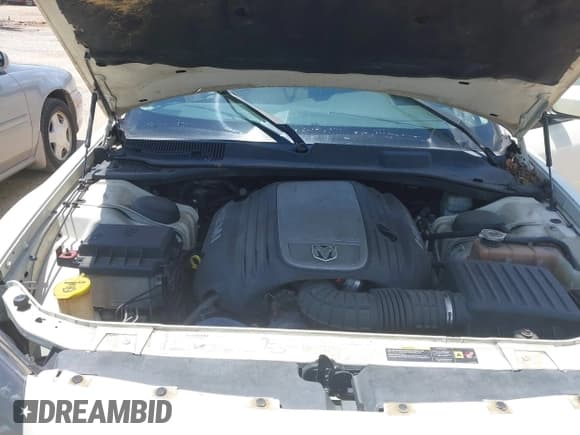 ✅ 2005 Dodge Magnum RT • VIN: 2D8GV58235H682377 • Lot: 42572363. Listed on IAAI with 186,682 mi. Free auction sales archive from the USA and detailed vehicle history report at DreamBid. Image 10.