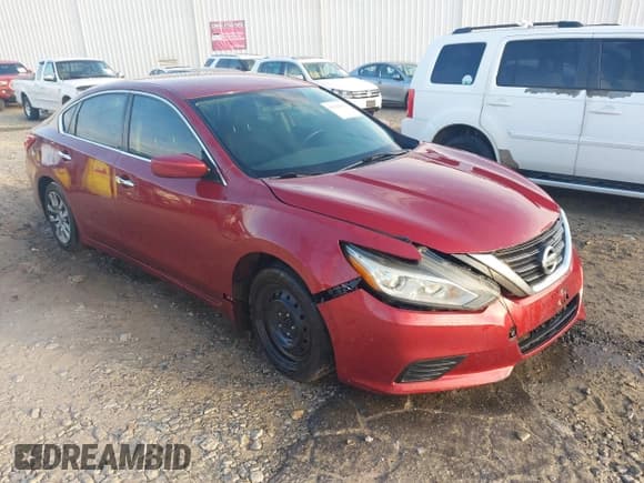 ✅ 2017 Nissan Altima S • VIN: 1N4AL3APXHN320116 • Lot: 43694065. Wystawiony na IAAI z przebiegiem 218 921 mil. Bezpłatny archiwum sprzedaży aukcyjnych z USA i szczegółowy raport historii pojazdu na DreamBid. Zdjęcie 1.