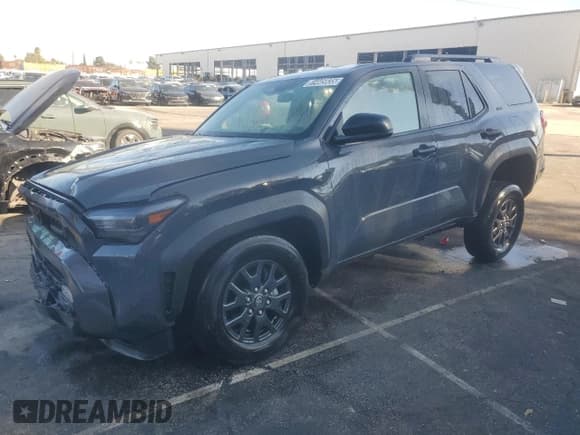 ✅ 2025 Toyota 4Runner SR5 • VIN: JTEVA5BR8S5036077 • Лот: 91445935. Опубликован ранее на Copart с пробегом 4 498 миль. Бесплатный доступ к архиву аукционных продаж из США и подробный отчёт об истории автомобиля на DreamBid. Изображение 1.