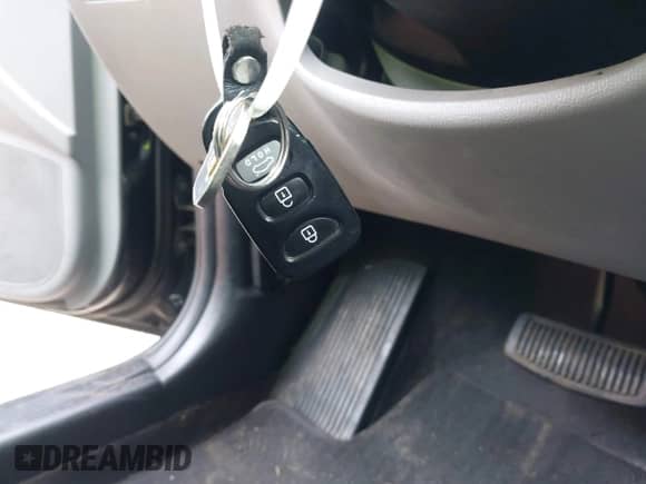 2010 Hyundai Elantra GLS with VIN KMHDU4AD8AU108077, listed as a IAAI auction lot 43453114 with 171,951 mi miles and . Bid and sale history available at DreamBid. Image 11.