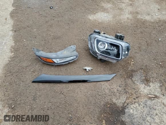 ✅ 2023 Hyundai Venue SEL • VIN: KMHRC8A35PU248118 • Lot: 42764815. Listed on Copart with 45,424 mi. Free auction sales archive from the USA and detailed vehicle history report at DreamBid. Image 12.