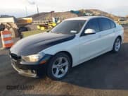 ✅ 2013 BMW 3 Series 328i xDrive • VIN: WBA3B5C50DF594391 • Lot: 43867987. Listed on IAAI with 127,049 mi. Free auction sales archive from the USA and detailed vehicle history report at DreamBid. Image 18.