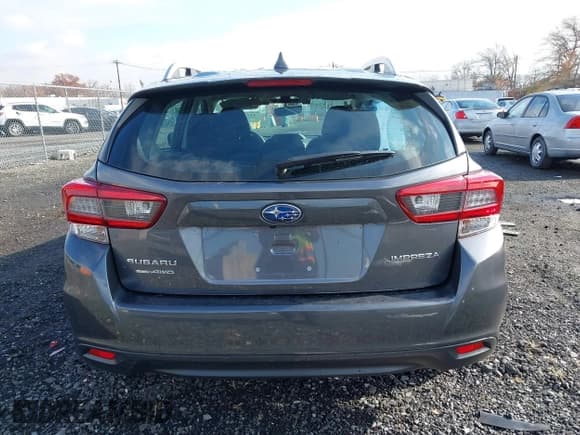 ✅ 2022 Subaru Impreza Premium • VIN: 4S3GTAV66N3716691 • Lot: 43741950. Listed on IAAI with 26,907 mi. Free auction sales archive from the USA and detailed vehicle history report at DreamBid. Image 16.