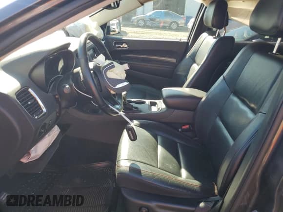 ✅ 2018 Dodge Durango GT • VIN: 1C4RDJDG5JC330578 • Lot: 85601335. Wystawiony na Copart z przebiegiem 89 191 mil. Bezpłatny archiwum sprzedaży aukcyjnych z USA i szczegółowy raport historii pojazdu na DreamBid. Zdjęcie 7.