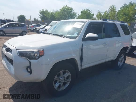 ✅ 2024 Toyota 4Runner SR5 • VIN: JTEEU5JR1R5314708 • Лот: 42996810. Опубликован ранее на IAAI с пробегом 19 453 миль. Бесплатный доступ к архиву аукционных продаж из США и подробный отчёт об истории автомобиля на DreamBid. Изображение 14.