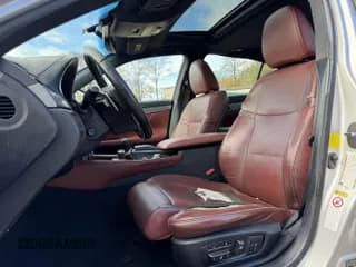 ✅ 2013 Lexus GS 350 • VIN: JTHCE1BL7D5018840 • Лот: 43749969. Опубликован ранее на IAAI с пробегом 147 600 миль. Бесплатный доступ к архиву аукционных продаж из США и подробный отчёт об истории автомобиля на DreamBid. Изображение 5.