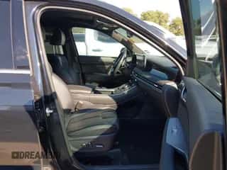 2024 Hyundai Palisade Calligraphy z VIN KM8R7DGE3RU651720, wystawiony jako IAAI lot #43084050 z przebiegiem 27 661 mil mil oraz . Historia ofert i sprzedaży dostępna na DreamBid. Obrazek 5.