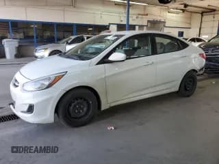 ✅ 2015 Hyundai Accent GLS • VIN: KMHCT4AE3FU883918 • Lot: 69941963. Wystawiony na Copart z przebiegiem 187 181 mil. Bezpłatny archiwum sprzedaży aukcyjnych z USA i szczegółowy raport historii pojazdu na DreamBid. Zdjęcie 1.
