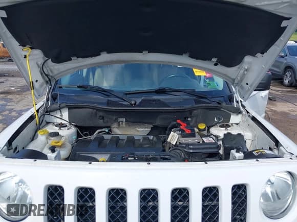 ✅ 2016 Jeep Patriot High Altitude • VIN: 1C4NJRFB9GD657544 • Lot: 42719270. Listed on IAAI with 129,238 mi. Free auction sales archive from the USA and detailed vehicle history report at DreamBid. Image 10.