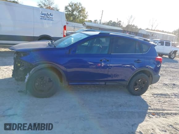 ✅ 2014 Toyota RAV4 LE • VIN: 2T3ZFREV4EW108980 • Lot: 43769247. Wystawiony na IAAI z przebiegiem 226 894 mil. Bezpłatny archiwum sprzedaży aukcyjnych z USA i szczegółowy raport historii pojazdu na DreamBid. Zdjęcie 14.