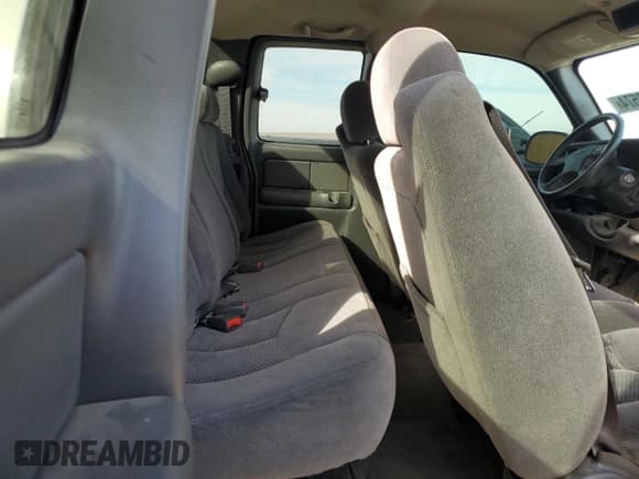 ✅ 2005 Chevrolet Silverado 1500 Z71 • VIN: 1GCEK19B85E148868 • Лот: 77848574. Опубликован ранее на Copart с пробегом 165 800 миль. Бесплатный доступ к архиву аукционных продаж из США и подробный отчёт об истории автомобиля на DreamBid. Изображение 10.