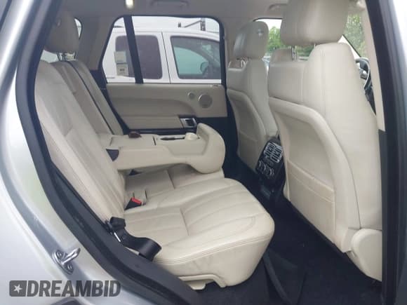 ✅ 2017 Land Rover Range Rover • VIN: SALGS2FE7HA353681 • Lot: 42336008. Wystawiony na IAAI z przebiegiem 70 528 mil. Bezpłatny archiwum sprzedaży aukcyjnych z USA i szczegółowy raport historii pojazdu na DreamBid. Zdjęcie 8.