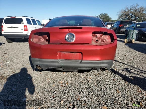 ✅ 2011 Ford Mustang V6 • VIN: 1ZVBP8AM8B5149201 • Lot: 90684515. Listed on Copart with 132,226 mi. Free auction sales archive from the USA and detailed vehicle history report at DreamBid. Image 6.