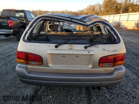 ✅ 1995 Toyota Camry LE • VIN: 4T1GK12W9SU101934 • Lot: 76351094. Wystawiony na Copart z przebiegiem 247 168 mil. Bezpłatny archiwum sprzedaży aukcyjnych z USA i szczegółowy raport historii pojazdu na DreamBid. Zdjęcie 6.