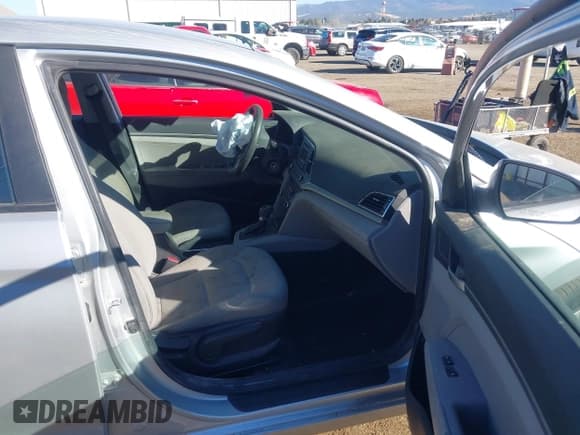 ✅ 2017 Hyundai Elantra SE • VIN: 5NPD74LF3HH200650 • Lot: 43357453. Listed on IAAI with 90,026 mi. Free auction sales archive from the USA and detailed vehicle history report at DreamBid. Image 5.