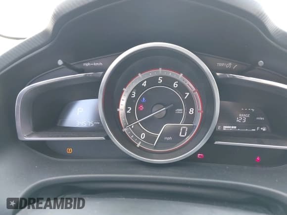 ✅ 2016 Mazda 3 S Touring • VIN: JM1BM1W34G1298576 • Lot: 42477748. Wystawiony na IAAI z przebiegiem Nie podano. Bezpłatny archiwum sprzedaży aukcyjnych z USA i szczegółowy raport historii pojazdu na DreamBid. Zdjęcie 7.