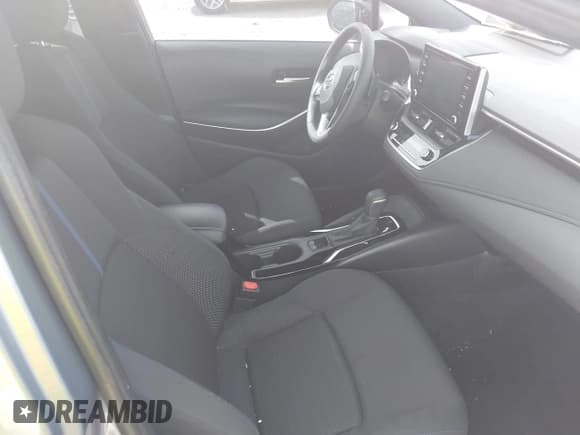 ✅ 2021 Toyota Corolla SE • VIN: JTDP4MCE2MJ053915 • Lot: 42438155. Wystawiony na IAAI z przebiegiem 73 622 mil. Bezpłatny archiwum sprzedaży aukcyjnych z USA i szczegółowy raport historii pojazdu na DreamBid. Zdjęcie 5.