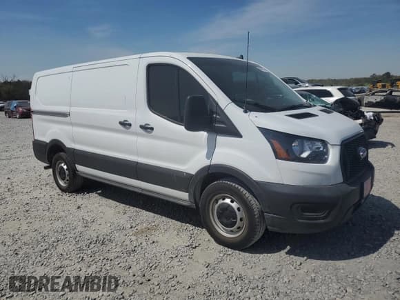 ✅ 2024 Ford Transit Cargo • VIN: 1FTYE1Y83RKA09653 • Lot: 50869985. Listed on Copart with 5,549 mi. Free auction sales archive from the USA and detailed vehicle history report at DreamBid. Image 4.