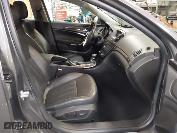 ✅ 2011 Buick Regal CXL Turbo TO2 • VIN: W04GW5EV2B1042594 • Lot: 42858138. Listed on IAAI with 93,654 mi. Free auction sales archive from the USA and detailed vehicle history report at DreamBid. Image 5.