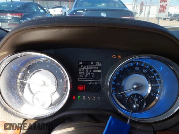 ✅ 2011 Chrysler 300 C • VIN: 2C3CA6CT6BH538255 • Lot: 43120053. Listed on IAAI with 124,317 mi. Free auction sales archive from the USA and detailed vehicle history report at DreamBid. Image 7.