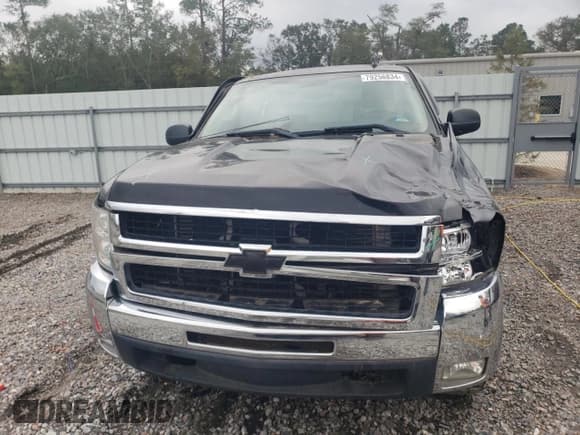 ✅ 2009 Chevrolet Silverado 2500HD LT • VIN: 1GCHK53609F153336 • Лот: 86392184. Опубликован ранее на Copart с пробегом 201 011 миль. Бесплатный доступ к архиву аукционных продаж из США и подробный отчёт об истории автомобиля на DreamBid. Изображение 5.