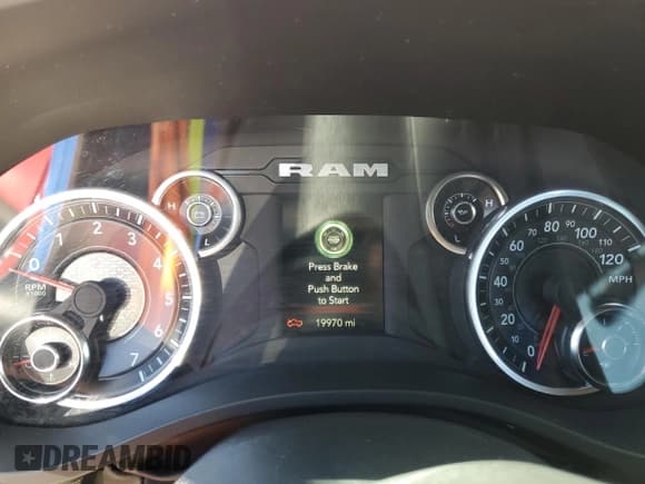 ✅ 2023 Ram 1500 Big Horn • VIN: 1C6RREFG7PN592547 • Lot: 70934395. Wystawiony na Copart z przebiegiem 19 970 mil. Bezpłatny archiwum sprzedaży aukcyjnych z USA i szczegółowy raport historii pojazdu na DreamBid. Zdjęcie 9.