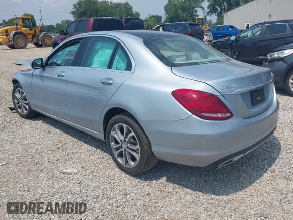 ✅ 2017 Mercedes-Benz C 300 • VIN: 55SWF4JB1HU179970 • Lot: 42822432. Listed on IAAI with 44,172 mi. Free auction sales archive from the USA and detailed vehicle history report at DreamBid. Image 3.