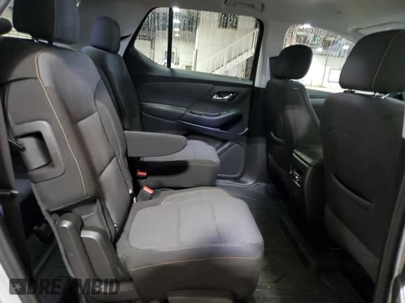 ✅ 2021 Chevrolet Traverse LT Cloth • VIN: 1GNEVGKW3MJ141153 • Lot: 83845325. Listed on Copart with 123,303 mi. Free auction sales archive from the USA and detailed vehicle history report at DreamBid. Image 11.