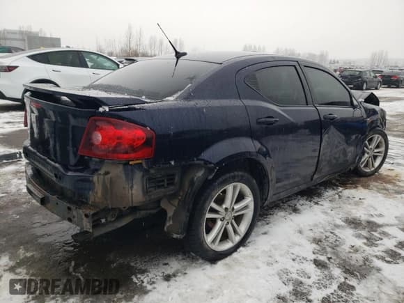 ✅ 2011 Dodge Avenger Mainstreet • VIN: 1B3BD1FB1BN514488 • Лот: 43371395. Опубликован ранее на Copart с пробегом 238 189 миль. Бесплатный доступ к архиву аукционных продаж из США и подробный отчёт об истории автомобиля на DreamBid. Изображение 3.