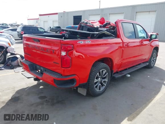 ✅ 2020 Chevrolet Silverado 1500 RST • VIN: 3GCUYEET2LG410079 • Lot: 41966189. Listed on IAAI with 60,943 mi. Free auction sales archive from the USA and detailed vehicle history report at DreamBid. Image 4.