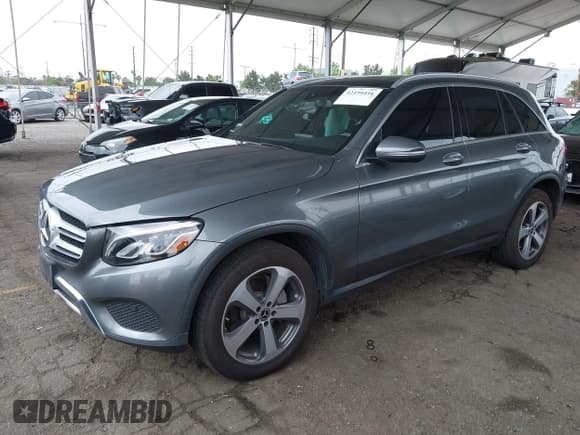 ✅ 2019 Mercedes-Benz GLC 300 • VIN: WDC0G4JB0KF507123 • Lot: 42194416. Listed on IAAI with 64,442 mi. Free auction sales archive from the USA and detailed vehicle history report at DreamBid. Image 17.
