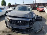 ✅ 2025 Mazda CX-50 Hybrid Premium Package • VIN: 7MMVAADWXSN120093 • Lot: 65423715. Wystawiony na Copart z przebiegiem 4 829 mil. Bezpłatny archiwum sprzedaży aukcyjnych z USA i szczegółowy raport historii pojazdu na DreamBid. Zdjęcie 5.