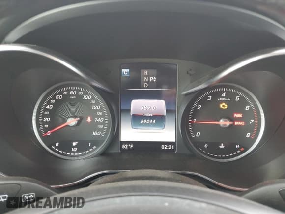 ✅ 2019 Mercedes-Benz GLC 300 • VIN: WDC0G4KB9KF556349 • Лот: 92566225. Опубликован ранее на Copart с пробегом 59 044 миль. Бесплатный доступ к архиву аукционных продаж из США и подробный отчёт об истории автомобиля на DreamBid. Изображение 9.