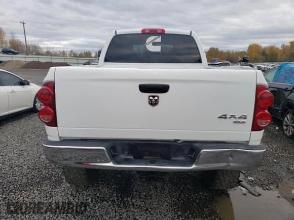 ✅ 2007 Dodge 2500 SLT • VIN: 3D7KS29CX7G756779 • Лот: 81384224. Опубликован ранее на Copart с пробегом 135 578 миль. Бесплатный доступ к архиву аукционных продаж из США и подробный отчёт об истории автомобиля на DreamBid. Изображение 6.
