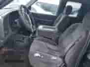 2006 Chevrolet Silverado 1500 LS z VIN 1GCEK19V76Z205081, wystawiony jako Copart lot #81746094 z przebiegiem 112 969 mil mil oraz Czysty tytuł • Clean title. Historia ofert i sprzedaży dostępna na DreamBid. Obrazek 7.