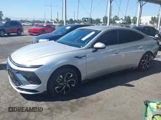 2024 Hyundai Sonata SEL with VIN KMHL64JA6RA390034, listed as a IAAI auction lot 43095325 with 13,737 mi miles and . Bid and sale history available at DreamBid. Image 2.