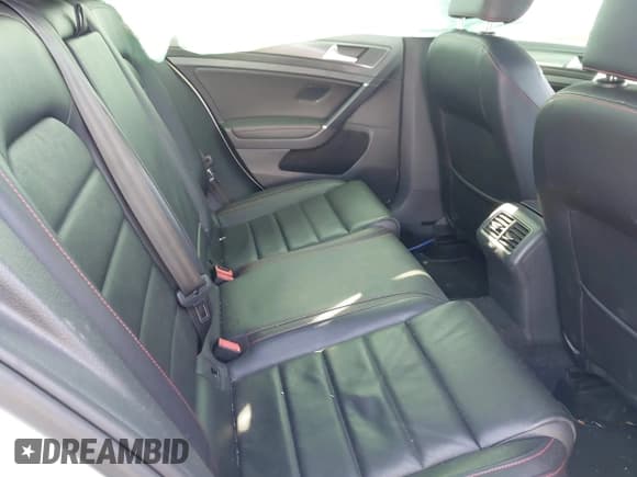 ✅ 2019 Volkswagen Golf GTI S • VIN: 3VW6T7AU9KM036164 • Lot: 42160913. Wystawiony na IAAI z przebiegiem 76 348 mil. Bezpłatny archiwum sprzedaży aukcyjnych z USA i szczegółowy raport historii pojazdu na DreamBid. Zdjęcie 8.