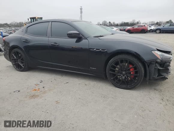 ✅ 2021 Maserati Ghibli S GranSport • VIN: ZAM57YSS3M1368702 • Лот: 48971805. Опубликован ранее на Copart с пробегом 19 011 миль. Бесплатный доступ к архиву аукционных продаж из США и подробный отчёт об истории автомобиля на DreamBid. Изображение 4.