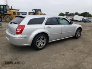 ✅ 2006 Dodge Magnum • VIN: 2D4FV47T96H122432 • Lot: 73424564. Listed on Copart with 188,568 mi. Free auction sales archive from the USA and detailed vehicle history report at DreamBid. Image 3.