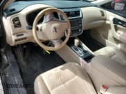 ✅ 2017 Nissan Altima S • VIN: 1N4AL3AP9HC260308 • Lot: 82070365. Wystawiony na Copart z przebiegiem 109 792 mil. Bezpłatny archiwum sprzedaży aukcyjnych z USA i szczegółowy raport historii pojazdu na DreamBid. Zdjęcie 8.