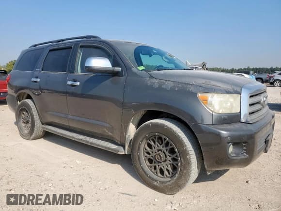 ✅ 2011 Toyota Sequoia Limited • VIN: 5TDJY5G14BS044138 • Lot: 84908245. Listed on Copart with 283,955 mi. Free auction sales archive from the USA and detailed vehicle history report at DreamBid. Image 4.