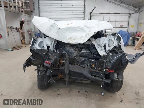 ✅ 2020 Chevrolet Silverado 1500 LT Trail Boss • VIN: 1GCPYFED8LZ333908 • Lot: 42949288. Wystawiony na IAAI z przebiegiem Nie podano. Bezpłatny archiwum sprzedaży aukcyjnych z USA i szczegółowy raport historii pojazdu na DreamBid. Zdjęcie 12.