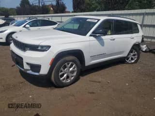 2022 Jeep Grand Cherokee Limited with VIN 1C4RJKBG9N8580674, listed as a Copart auction lot 67893445 with 34,179 mi miles and Salvage title. Bid and sale history available at DreamBid. Image 1.