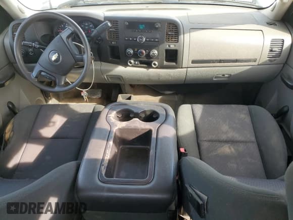 ✅ 2013 Chevrolet Silverado 1500 Work Truck • VIN: 1GCRKPEA7DZ202685 • Lot: 76578844. Listed on Copart with 150,444 mi. Free auction sales archive from the USA and detailed vehicle history report at DreamBid. Image 8.