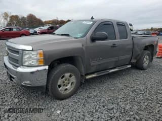 ✅ 2013 Chevrolet Silverado 1500 LT • VIN: 1GCRKSE74DZ311211 • Lot: 82740825. Listed on Copart with 258,775 mi. Free auction sales archive from the USA and detailed vehicle history report at DreamBid. Image 1.
