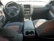 ✅ 2005 Ford Explorer XLT • VIN: 1FMZU73W15UA17079 • Лот: 64282975. Опубликован ранее на Copart с пробегом 149 529 миль. Бесплатный доступ к архиву аукционных продаж из США и подробный отчёт об истории автомобиля на DreamBid. Изображение 8.